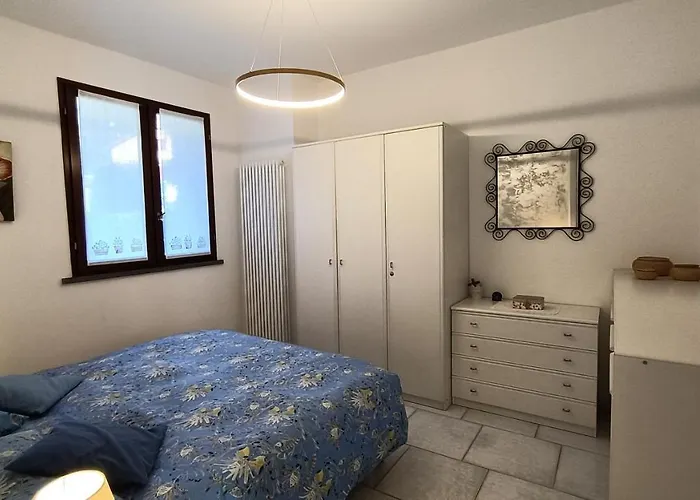 House In A Beautiful With Garden, Swimming Pool And Parking Spot - Larihome A07 Сasa de vacaciones